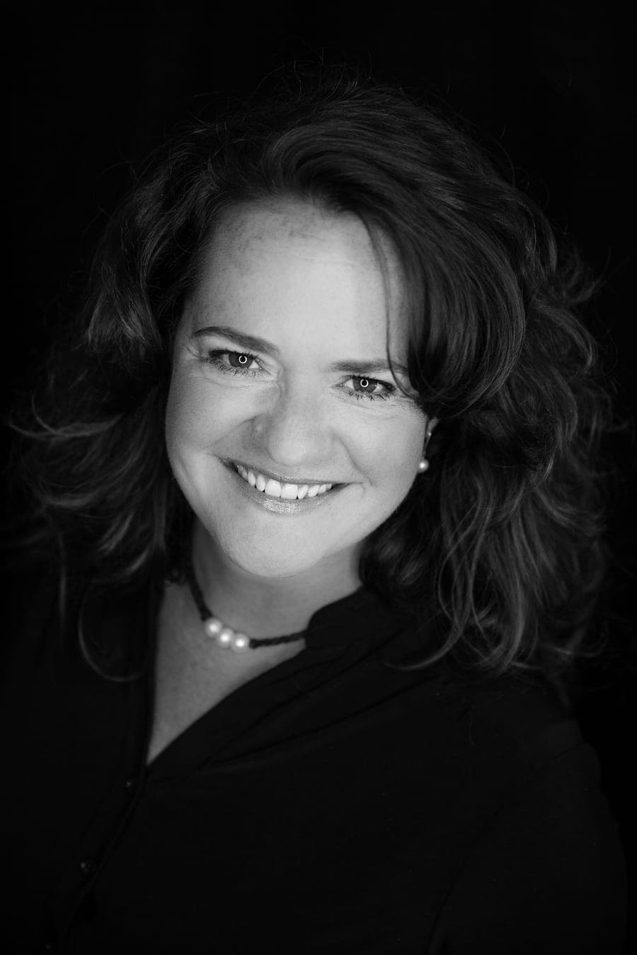 Headshot of Deana Ransdell