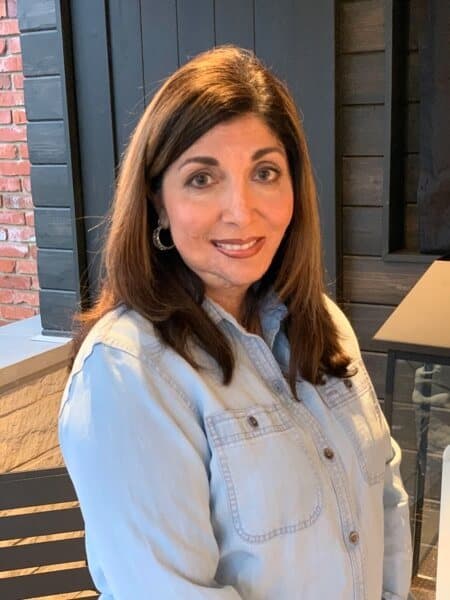 Headshot of Michelle Bruns